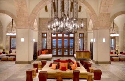 Lobby- Lounge
